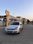 Opel astra h din 2006 motor 1.6 benzina euro 4 km 210000