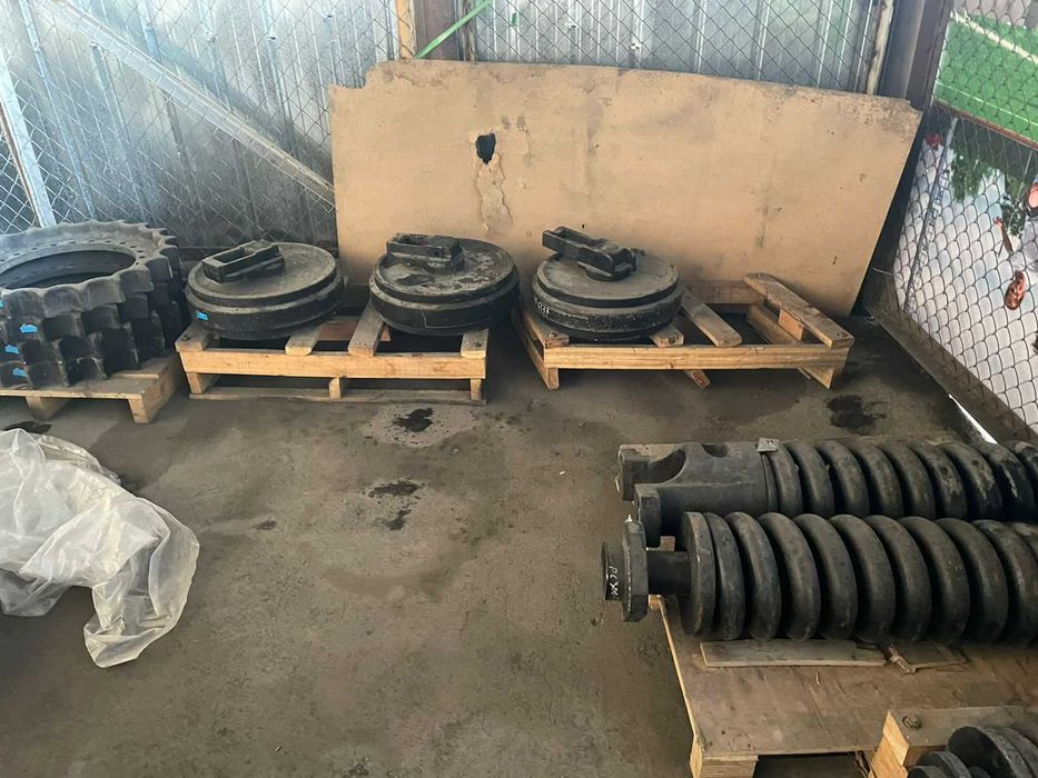 Направляющее колесо (ленивец) на экскаватор KOMATSU,Hitashi,Hyundai