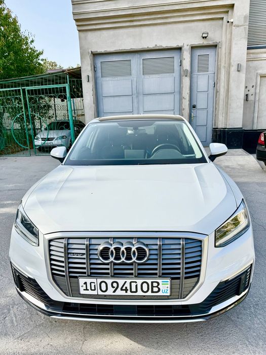 Audi Q2 L ideal sastyana