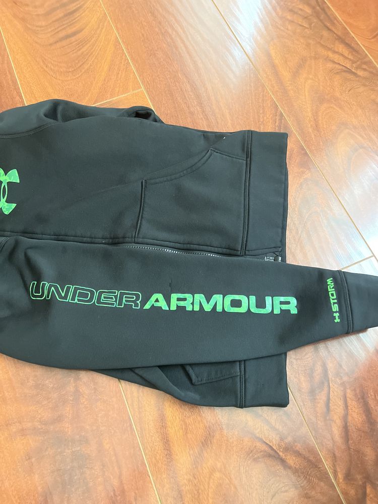 Суичър Under Armour