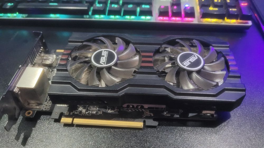 Продам Видео карту