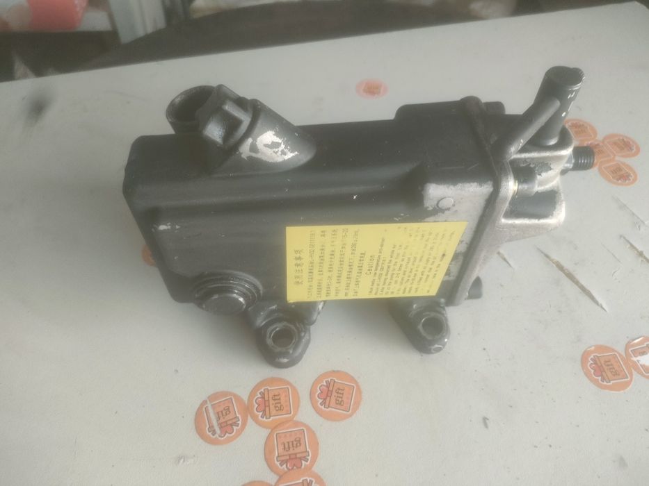 Продам насос подъёма кабины, домкрат, гидравлический насос