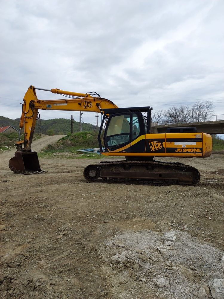 Excavator  JCB JS240NL Accept orice test