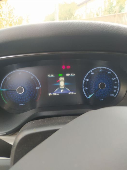 Hongqi e-km5 2025 restailing