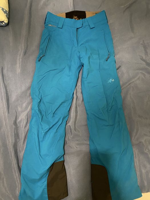 Pantaloni mammut de ski marime 36