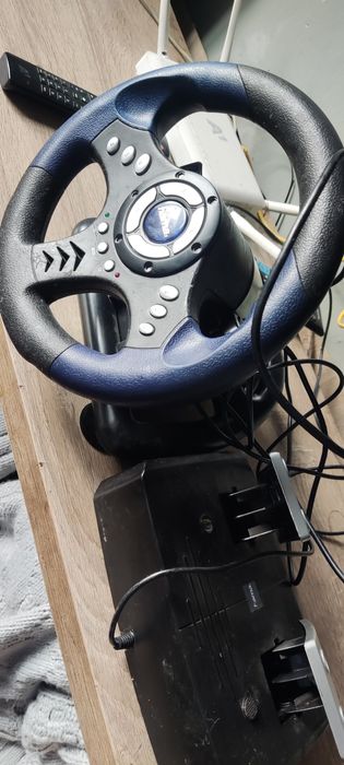 Волан за компютър и плейстейшън