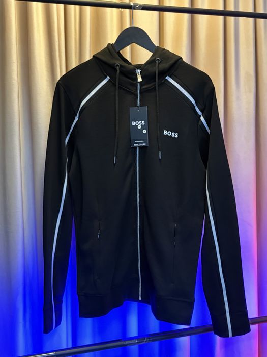 Trening Boss cu gluga