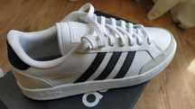 Мъжки маратонки Adidas Grand Court SE 45 1/3