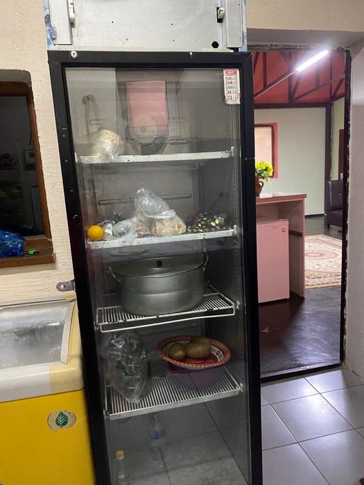 Жасап тұрған холодильениктер