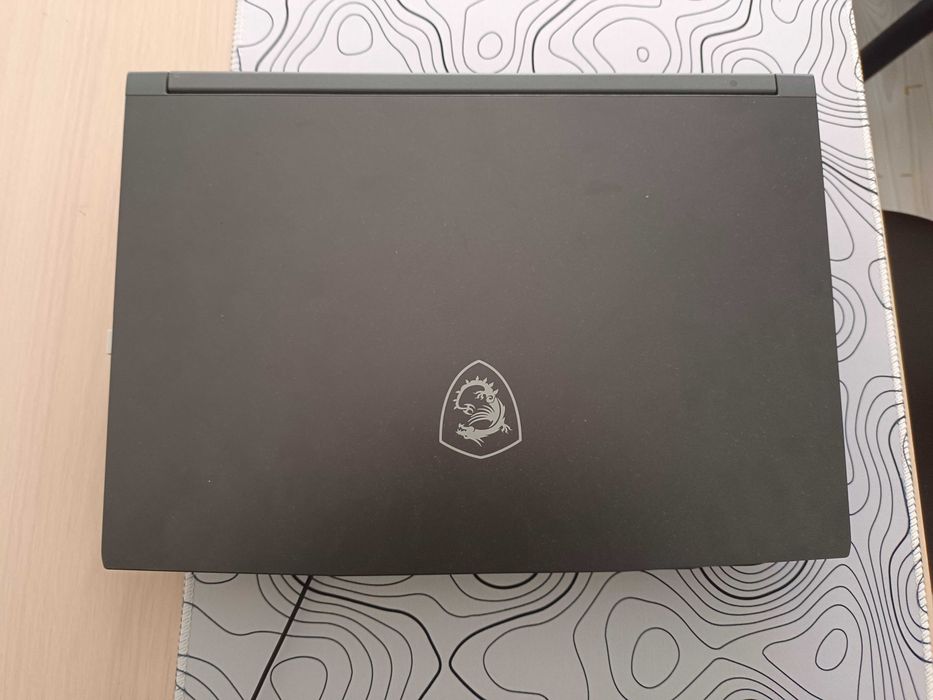 Продаю игровой ноутбук MSI Thin a15