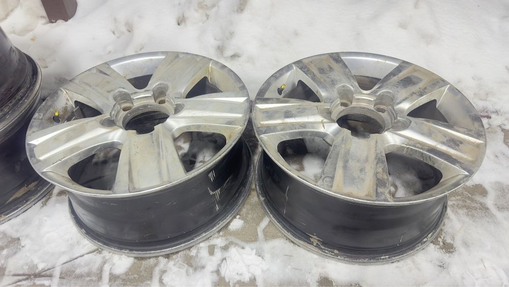 Продам диски от Крузака 200 по 2 шт каждый R 18