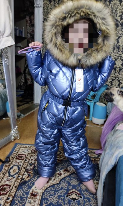 Зимний комбинезон на девочку