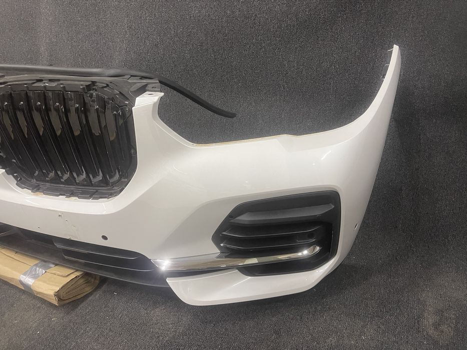 BMW X5 G05 Bara fata cu grila activa