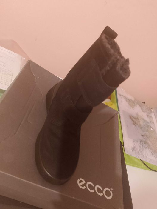 Чисто нови детски ботуши 28 номер