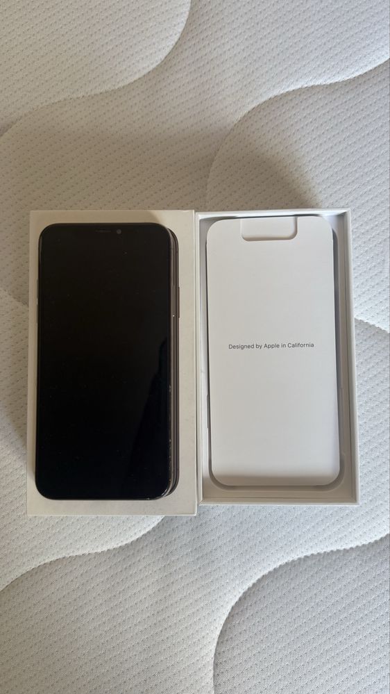 Iphone XS GOLD 256GB cu defecte! Citeste descriere