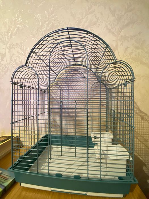 Большая клетка для попугая