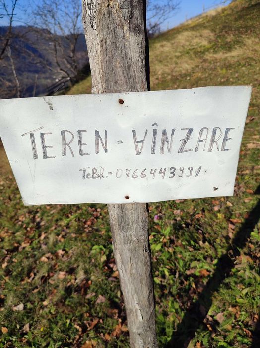 Teren pe Valea Sebesului