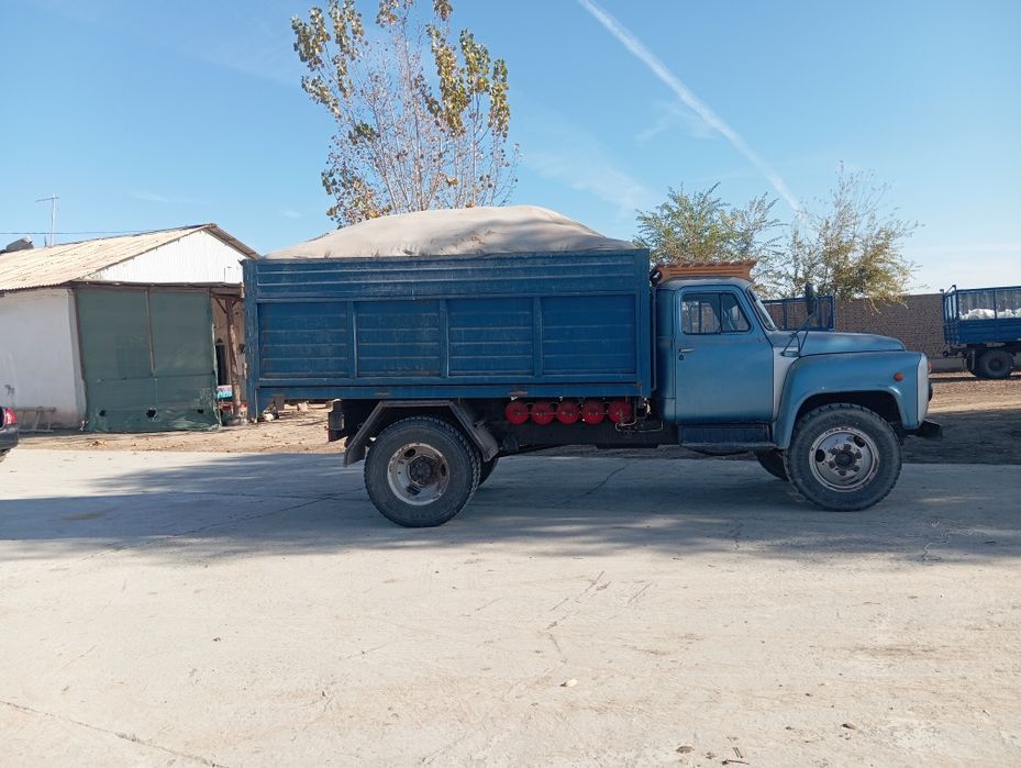 Газ 53 кузф сотилади.