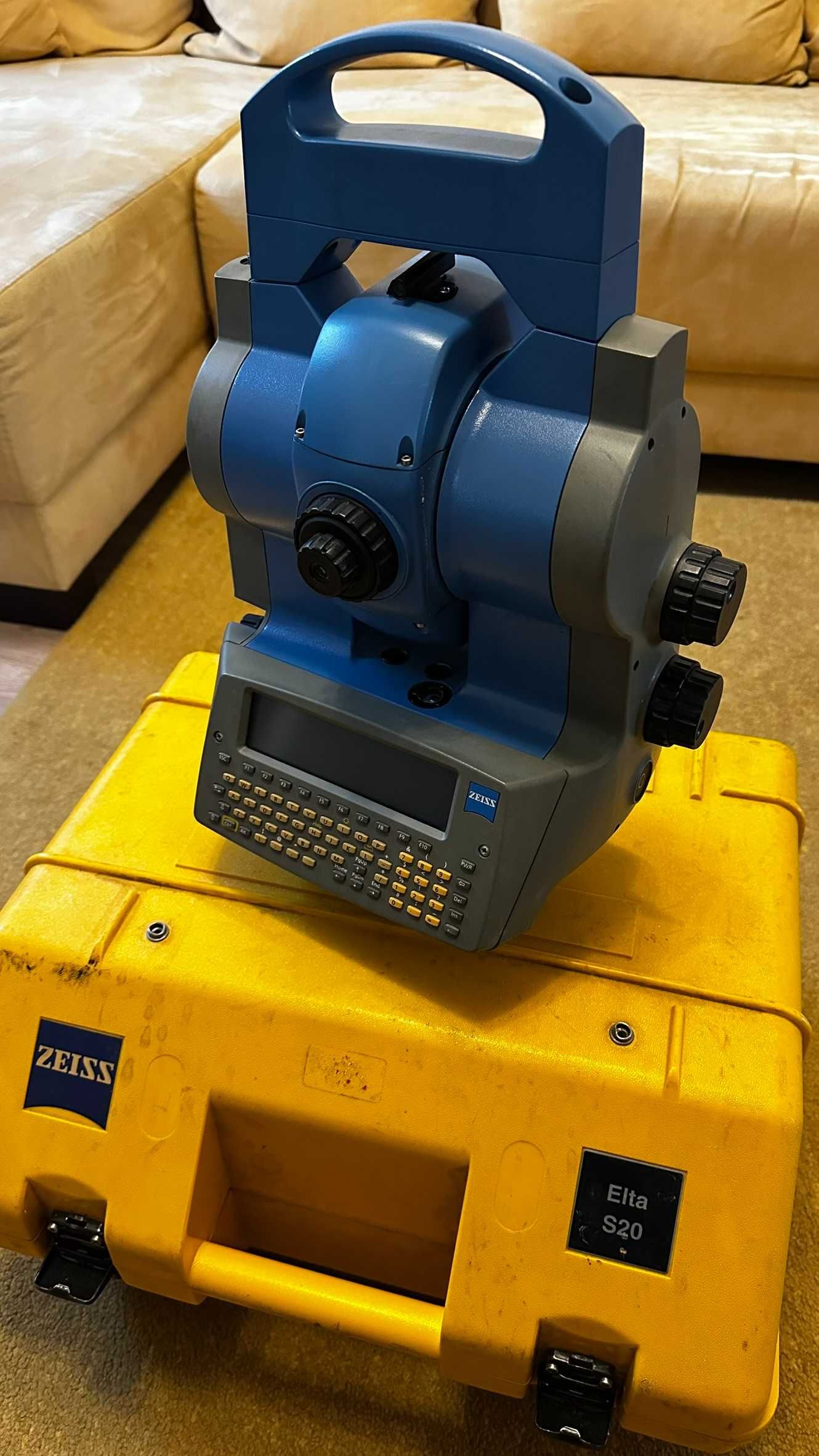 Zeiss Elta S20 statie topografica totala Teodolit robotica servo leica