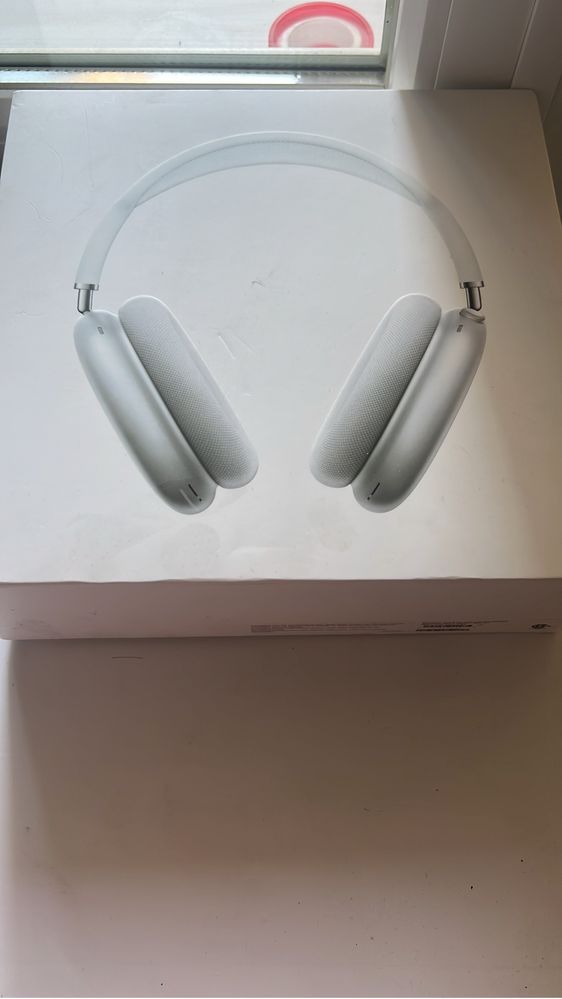 Наушиники apple max .