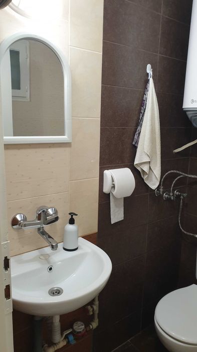 Продава се Едностаен апартамент в Варна, Център - 30 кв.м за 2167 €/кв.м - Снимка #5