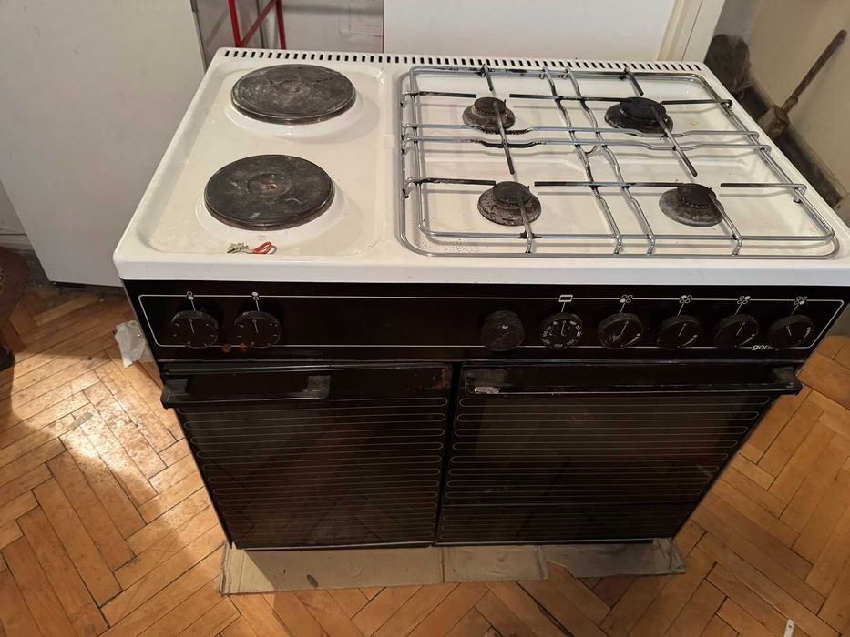 печка с 4 газови котлона и ел. печка с грил за пиле