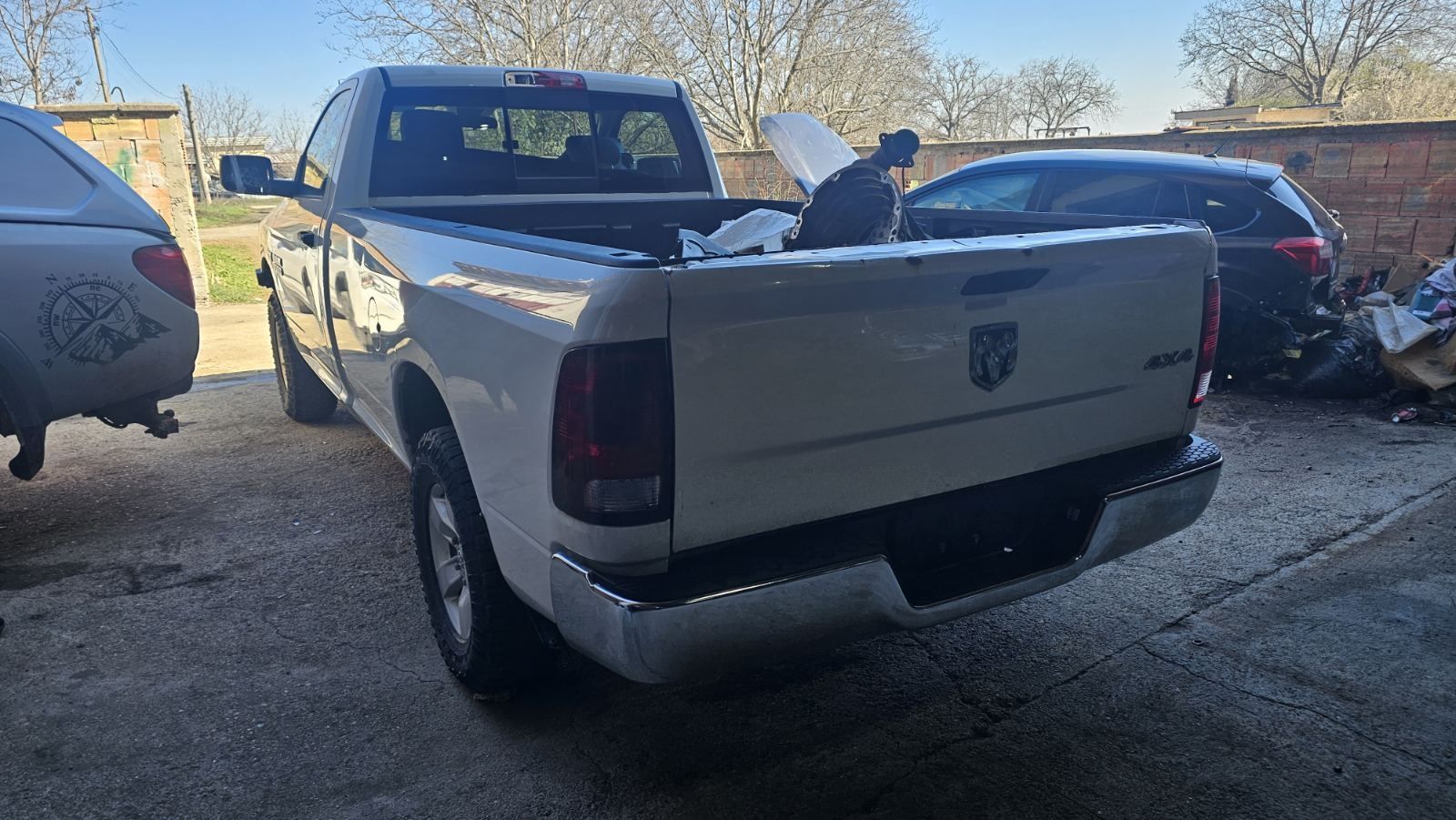 DODGE RAM 5.7 HEMI на части