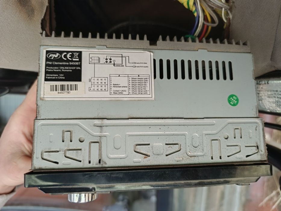 Vând casetofon auto PNI clementine 8450BT
