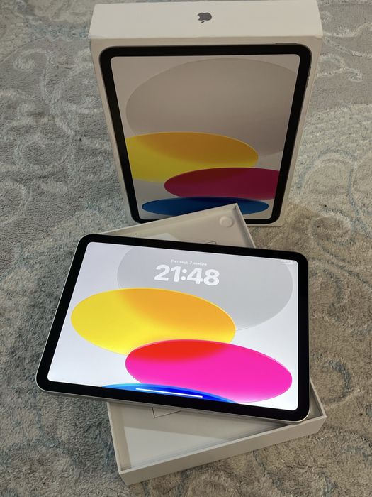 Планшет iPad 10 поколения