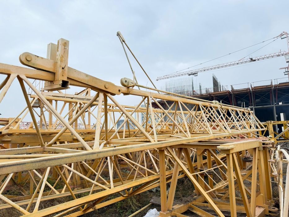 Башенный кран. Готов к исползованию.