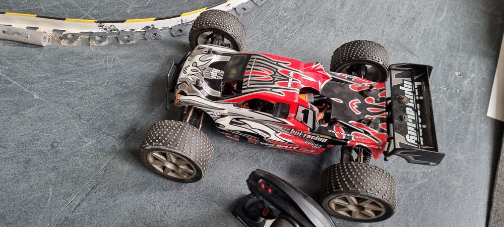 automodel hpi trophy masina telecomanda 4x4