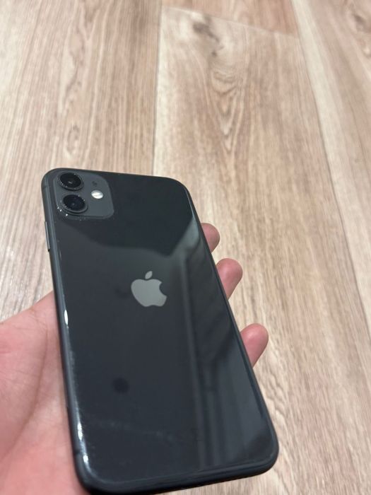 Телефон Айфон 11