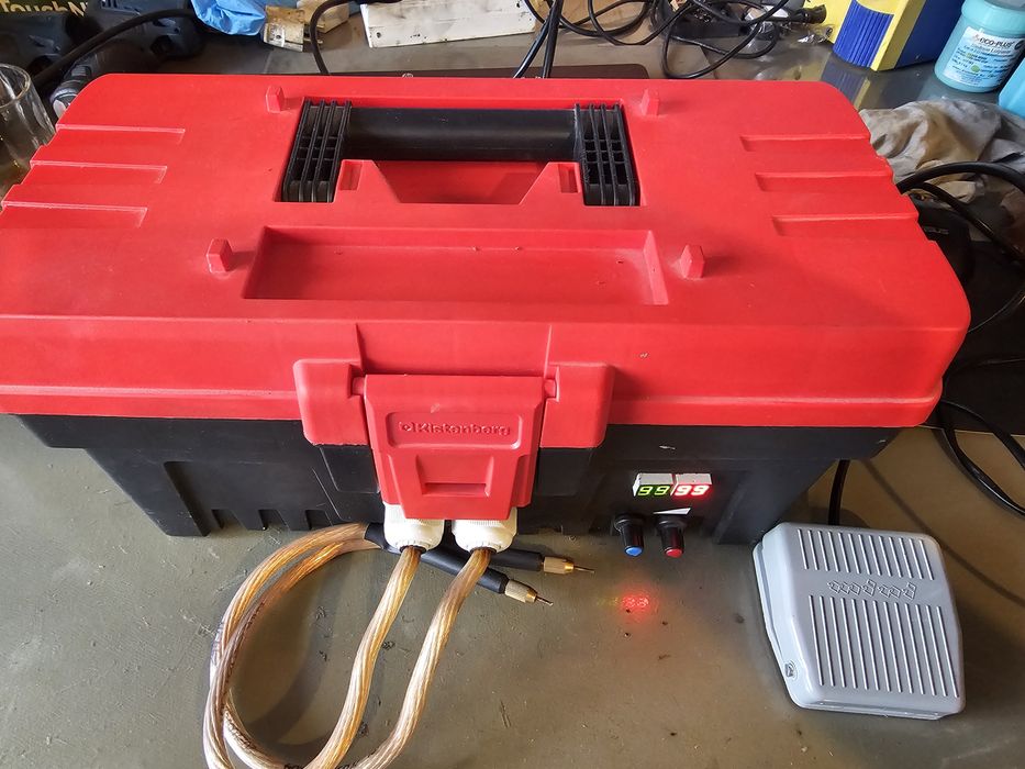 Aparat sudura in puncte