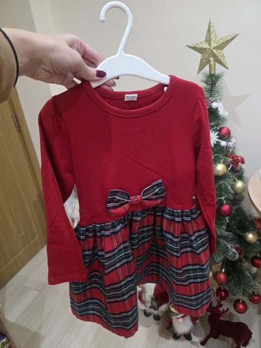 Рокли и палто за момиче 4-5г.