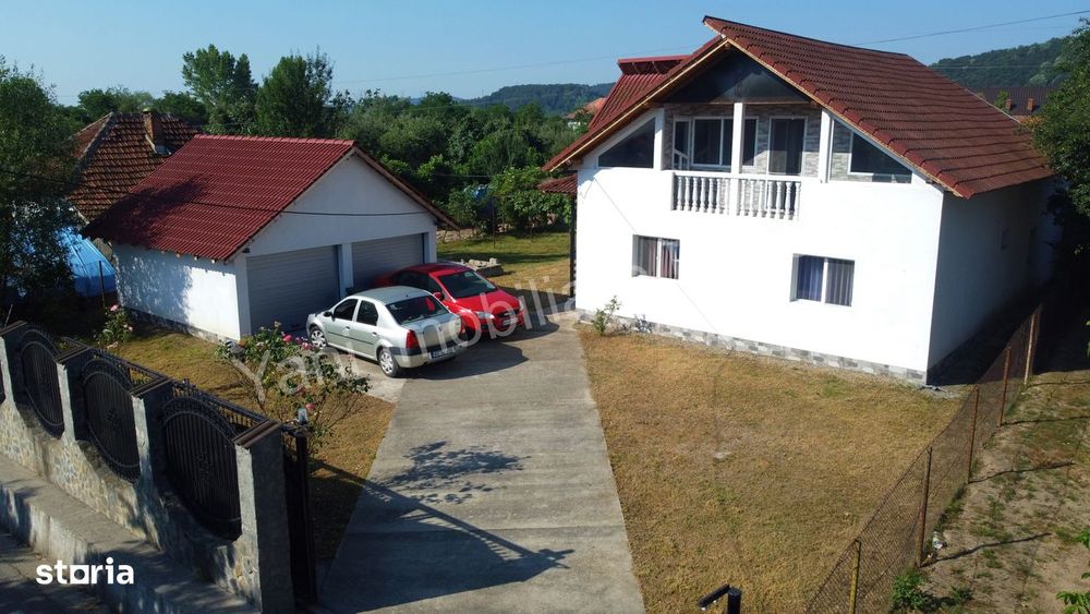 Casă de vânzare în comuna Șuici, sat Rudeni, județ Argeș.