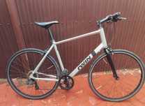 Bicicleta city bike BTwin cadru aluminiu