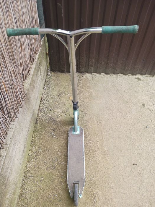 Vând trotineta freestyle mgp