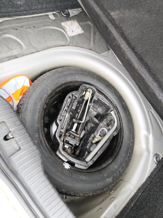 Volkswagen Golf IV 1.6 benzină