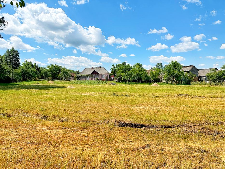 Casa cu gradina 70 ari