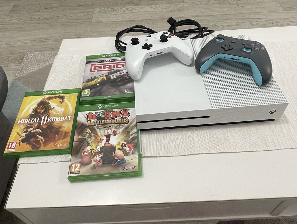 Xbox One S 500 GB