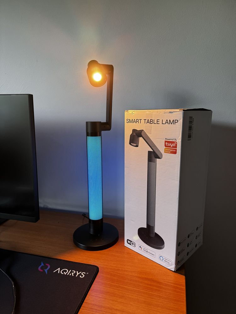 Lampa LED Ambientala Smart