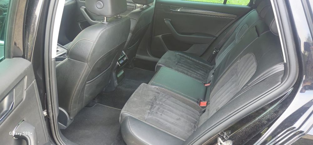 Vând Skoda Superb