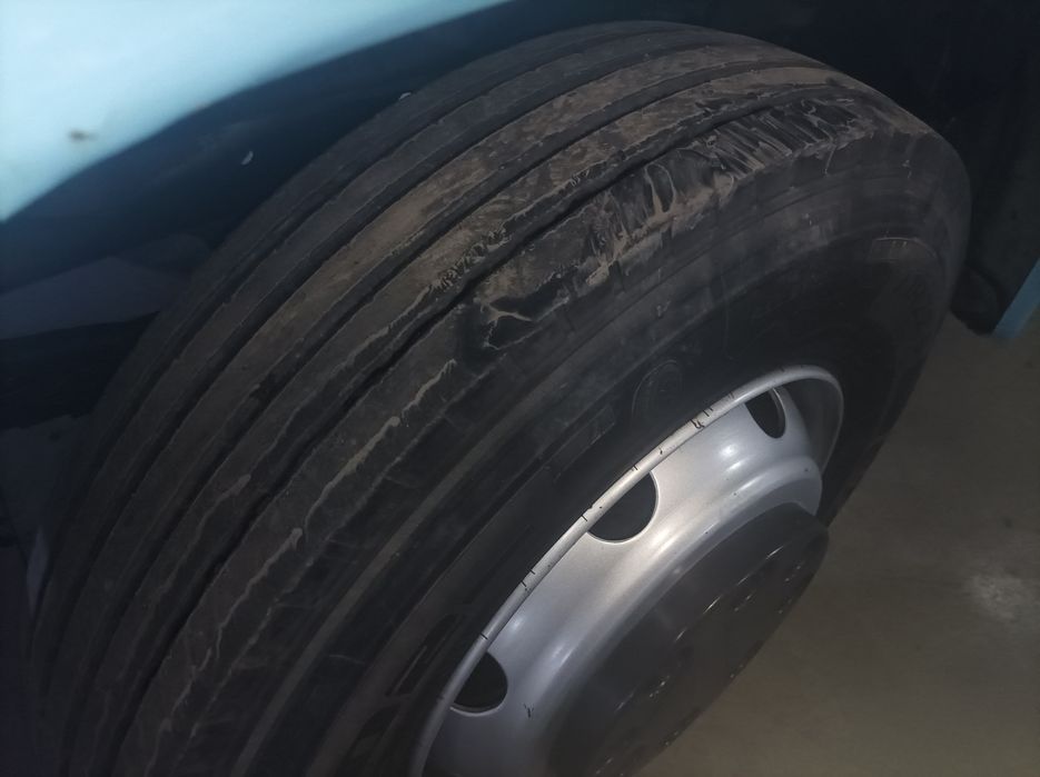 Zil dlinamer 130 г sotiladi holati zor yurib turgan texnika