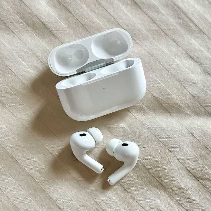 Apple AirPods Pro 2