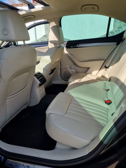 Skoda Superb DSG, piele, trapa, camera, Canton, scaune incalzite, ACC