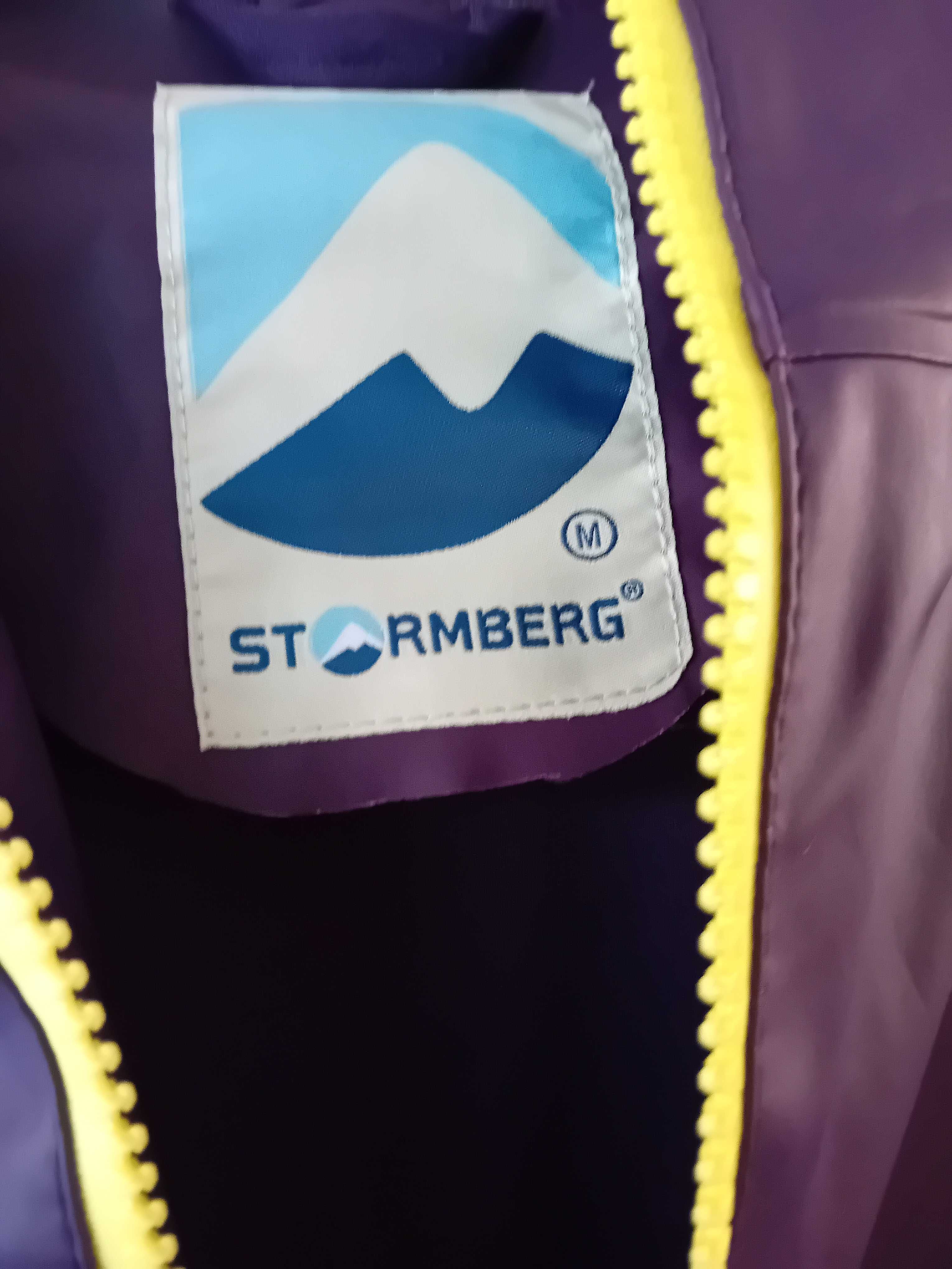 Непромокаемо дамско яке Stormberg