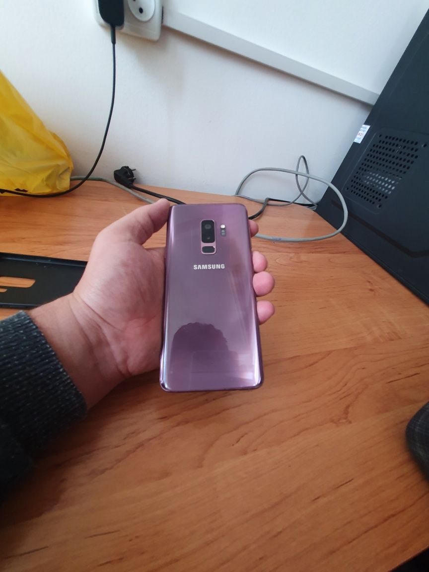 Samsung Galaxy s 9plus