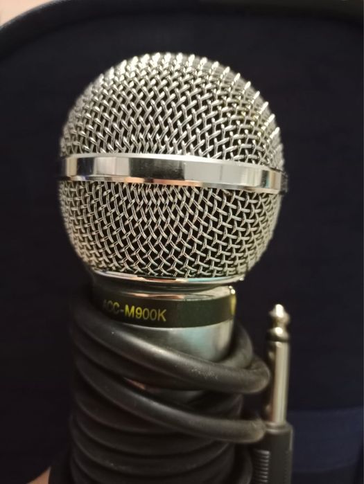 Продам проводной микрофон