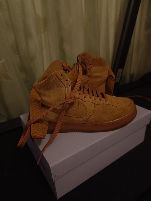 Nike Air Force 1 High LE (GS) – Wheat/Light Brown – mărimea 40