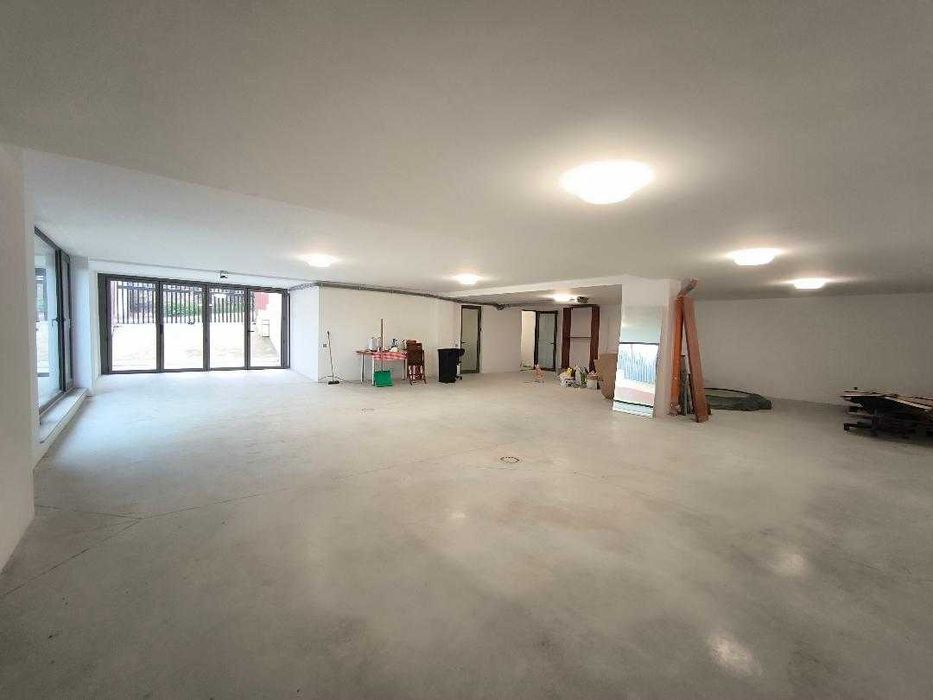 Garaj ultracentral Cluj-Napoca / Spatiu, 120mp, Calea Turzii